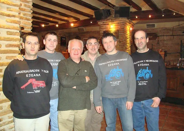 A Del Reino 3* Ejea De Los Caballeros